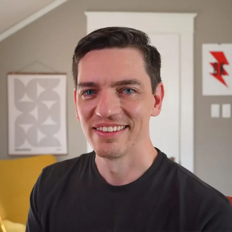 Headshot of Mike McAlister
