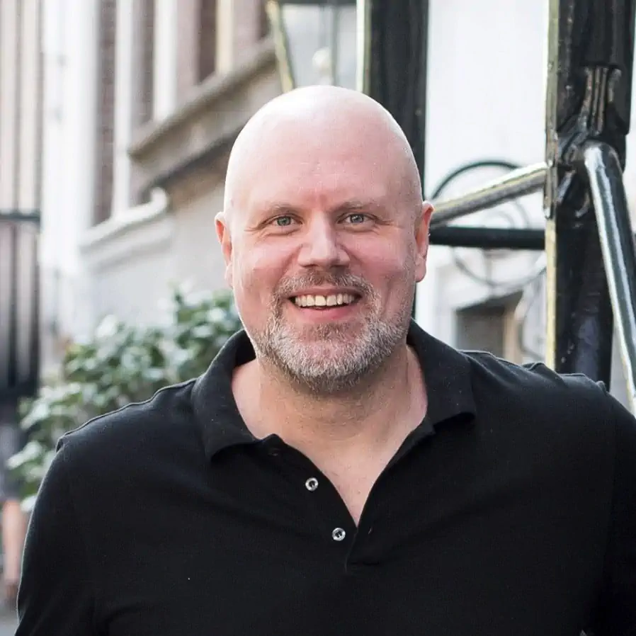 Headshot of Remkus de Vries