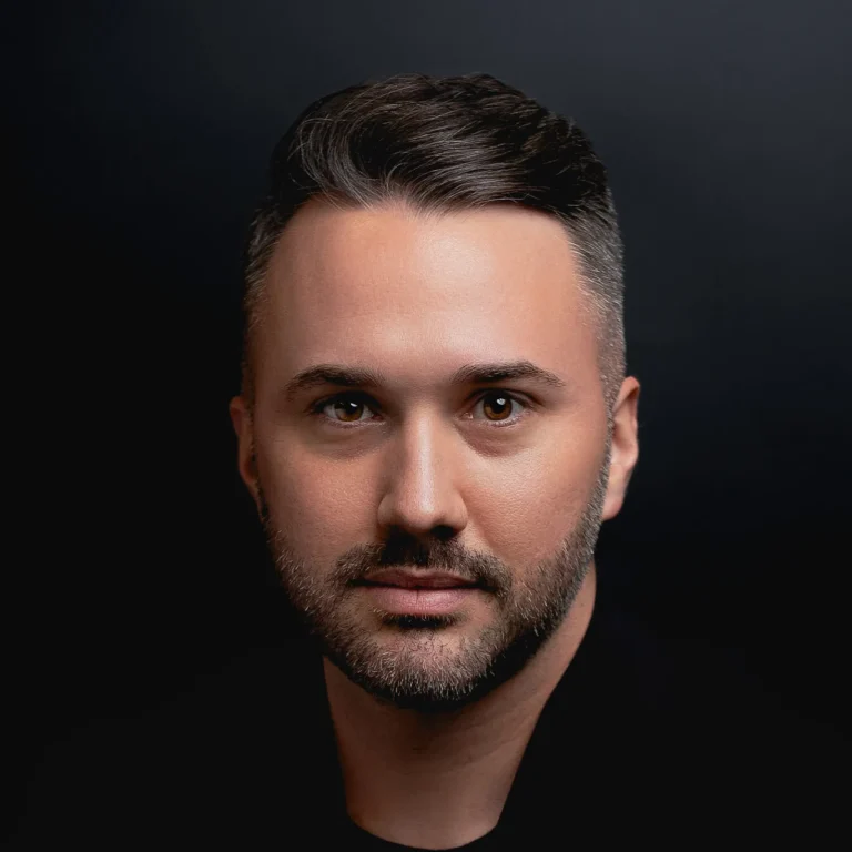 Headshot of Rich Tabor.